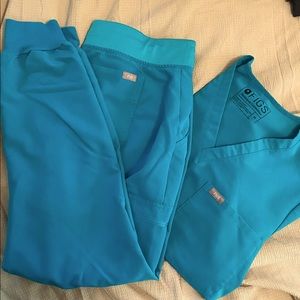 Teal Figs jogger set